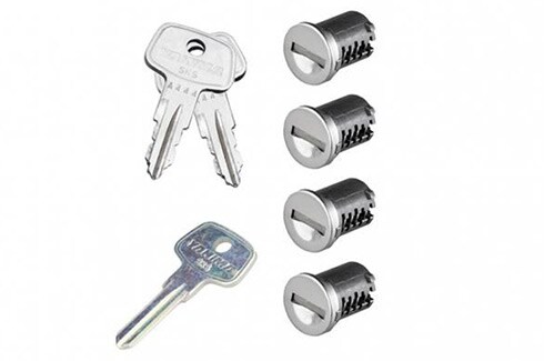 Descubre Accesorios Ford Bronco en CA, Parrillas y Transportadores yakima Kit de Bloqueo, 4 Piezas